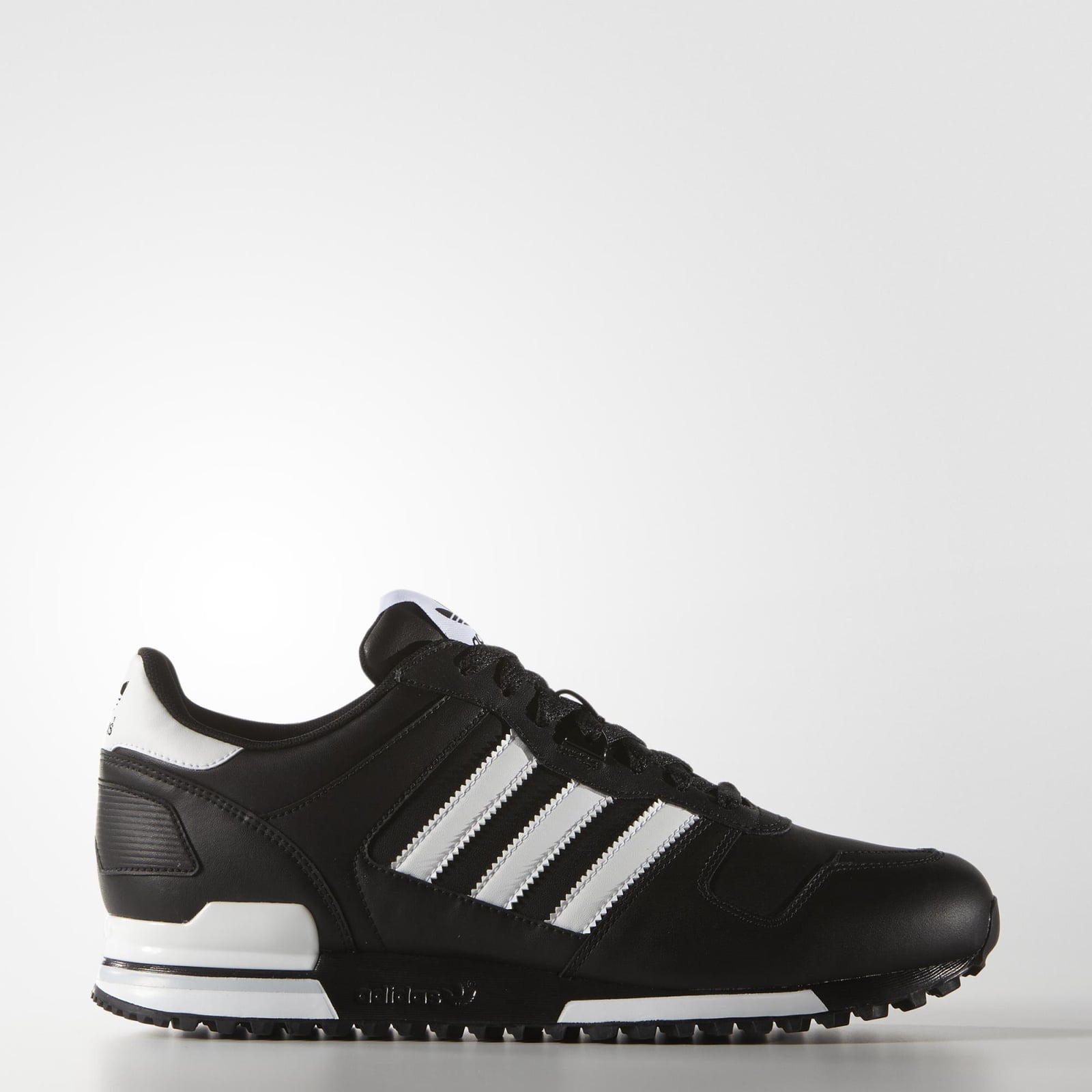 Кроссовки ZX 700